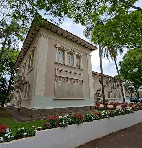 Prefeitura garante pagamento adiantado integral do 13º salário dos servidores