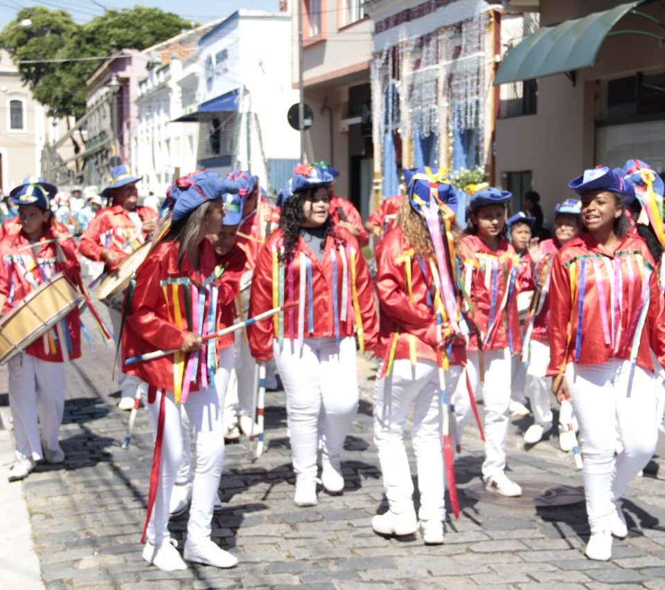 Ciclo Natalino de Atibaia celebra tradições centenárias com Congadas e Cavalhada