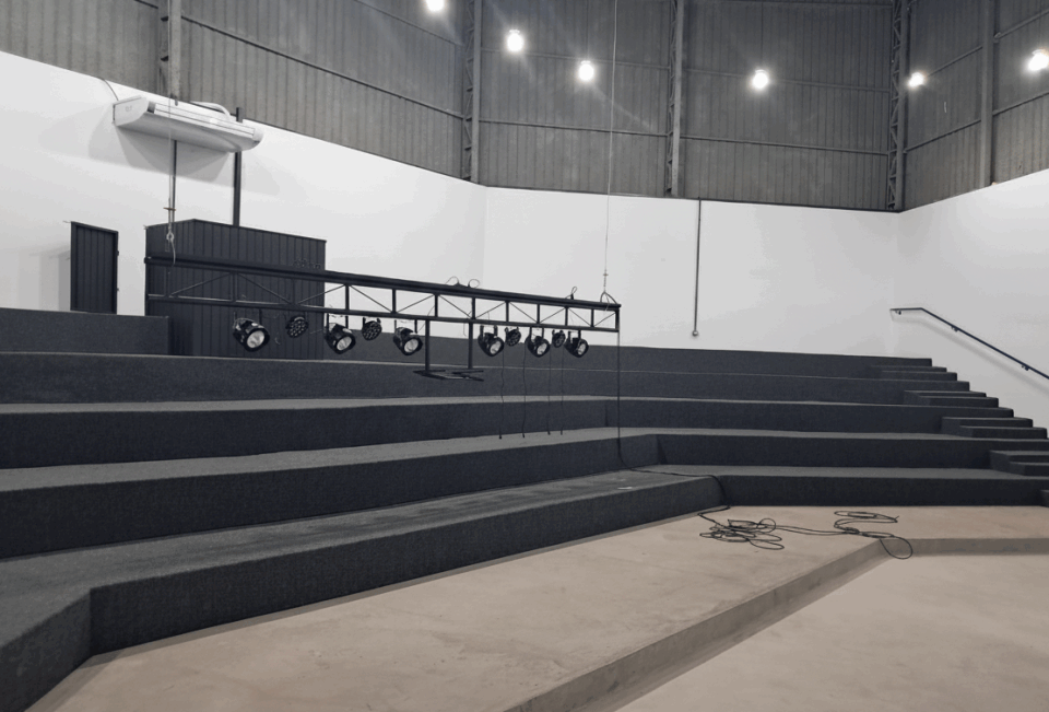 Novo auditório da Biblioteca do Alvinópolis fortalece rede cultural de Atibaia