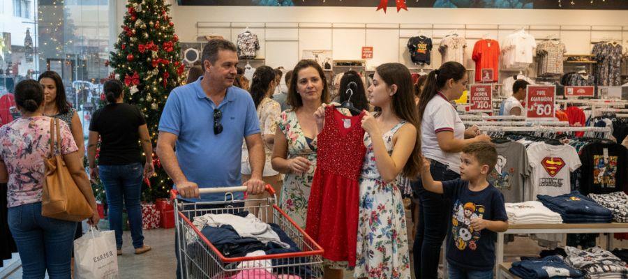 Prefeitura de Atibaia autoriza funcionamento estendido do comércio durante as Festas Natalinas