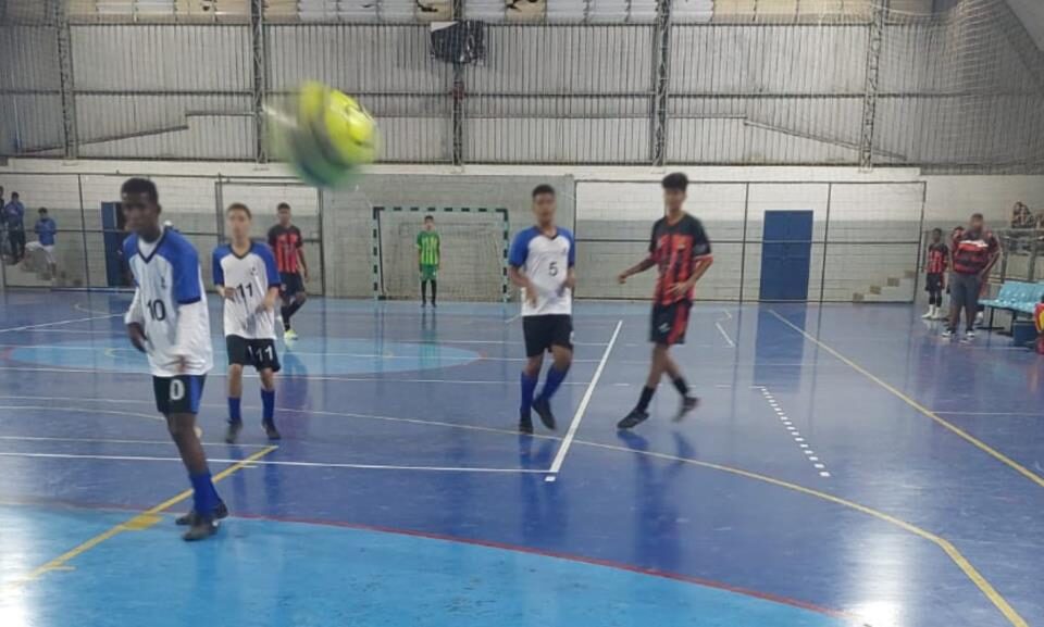 Campeonatos Municipais da Base entram na reta final