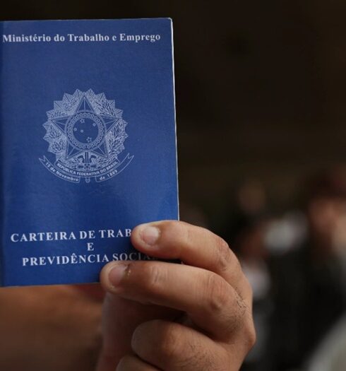 Mutirão de Empregos oferece mais de 500 vagas nesta quarta-feira (10) no PAT Alvinópolis