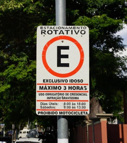 Sistema de Zona Azul passa por atualização tarifária em Atibaia; valor não era atualizado desde 2023