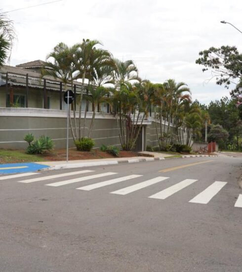 Prefeitura entrega obra de infraestrutura e pavimentação no loteamento Campos de Atibaia e Jardim Santo Antônio