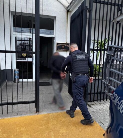 Guarda Civil Municipal de Atibaia detém autor de roubos e furtos na região da Alameda Lucas Nogueira Garcez