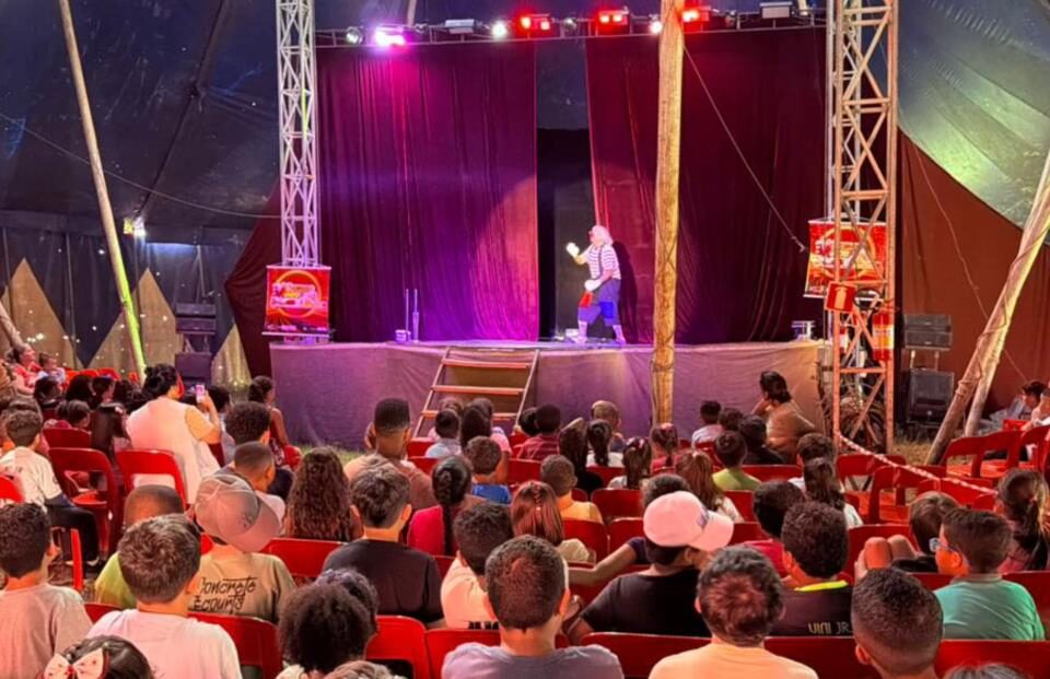 Alunos da EM Takao Ono participam de atividade cultural em Atibaia