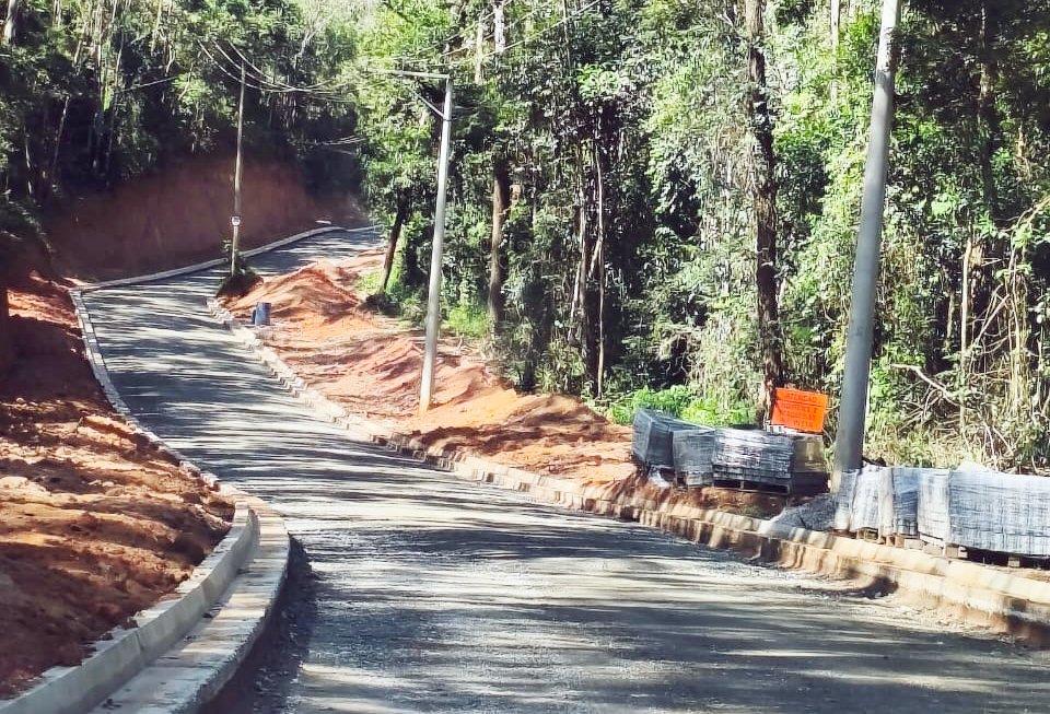 Estrada da Pedra Grande tem nova interdição temporária para continuidade das obras