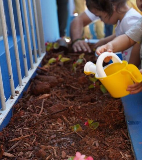 Atibaia lança Programa “Escola Florida” para transformar creches municipais em espaços de educação ambiental