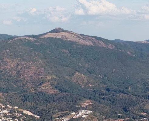 Feriado de 1º de Maio: Prefeitura de Atibaia divulga orientações para visitação à Pedra Grande