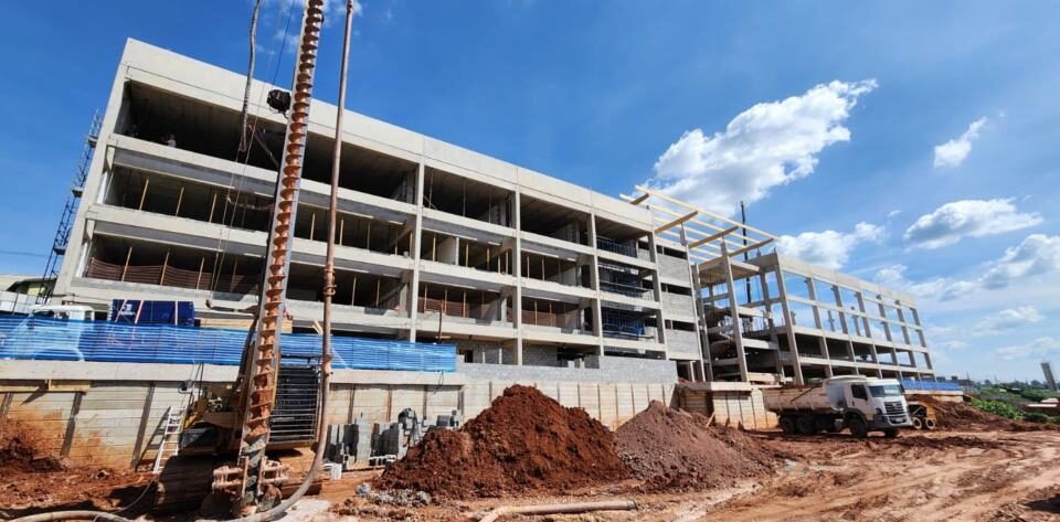 80% concluída: Estado e Prefeitura avançam para inaugurar escola estadual até o meio do ano