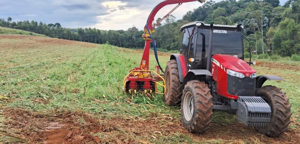 Patrulha Agrícola Mecanizada soma mais de 400 horas de atendimento a produtores rurais em março e abril