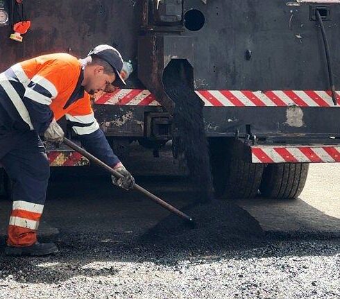 Zeladoria em abril teve foco em manutenção de vias e iluminação