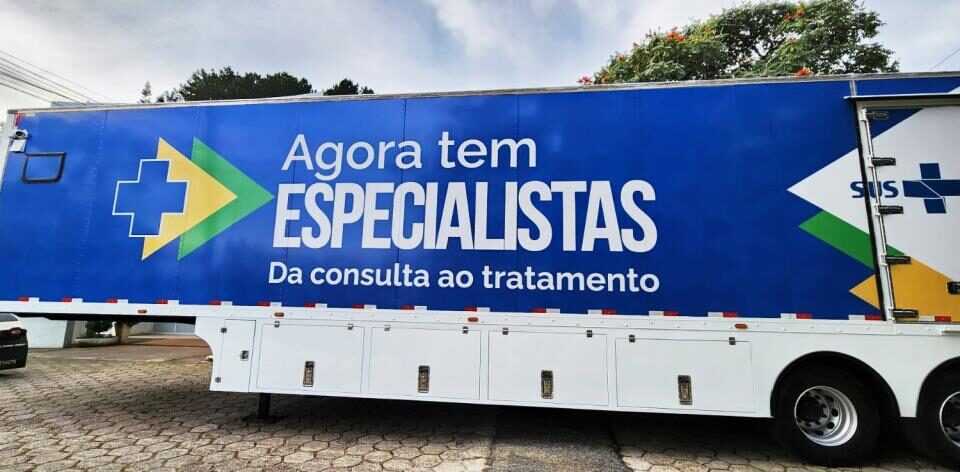 Prefeitura de Atibaia recebe Carreta Móvel de Tomografia para ampliar acesso a exames