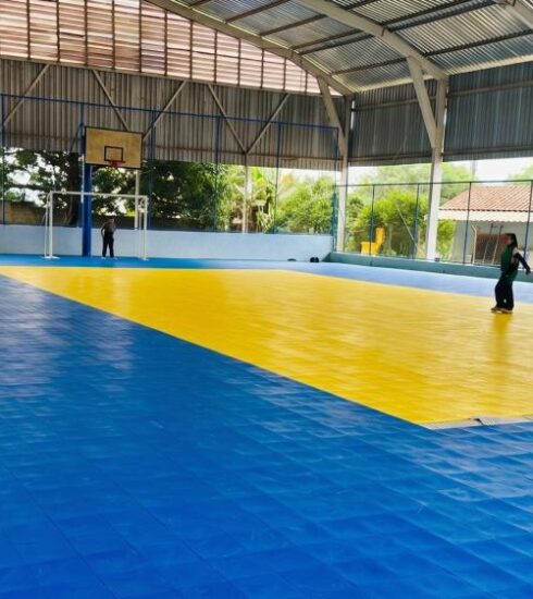 Prefeitura moderniza quadra e salas anexas da EM Maria Kazuko e avança com plano de revitalização esportiva