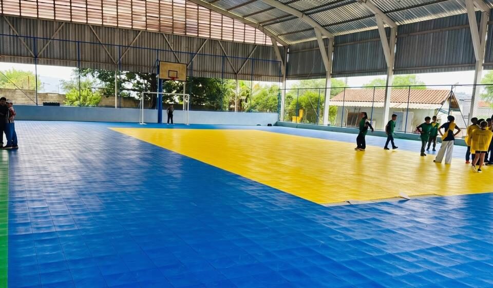 Prefeitura moderniza quadra e salas anexas da EM Maria Kazuko e avança com plano de revitalização esportiva Prefeitura moderniza quadra e salas anexas da EM Maria Kazuko e avança com plano de revitalização esportiva
