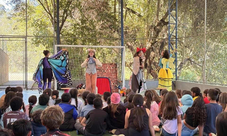 Teatro leva cultura, reflexão e aprendizado a alunos da rede municipal de Atibaia