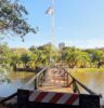 Prefeitura realiza manutenção na passarela de acesso à ilha do Lago do Major
