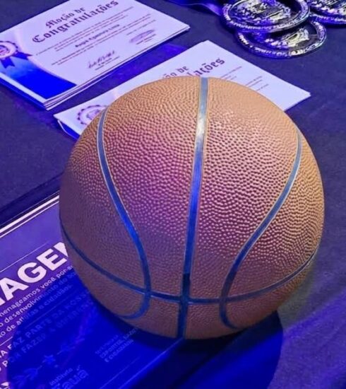 Basquete de Atibaia é homenageado pelas conquistas ao longo da história