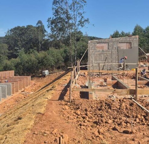 Obra do novo Abrigo Animal Municipal avança em Atibaia