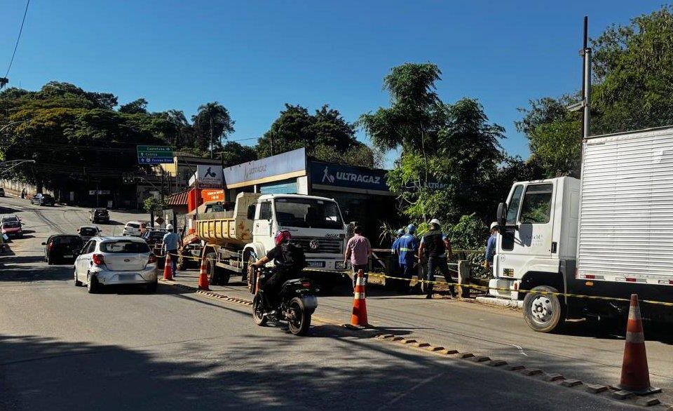 SAAE realiza manutenção emergencial em adutora no Jardim Cerejeiras nesta quinta-feira (8)