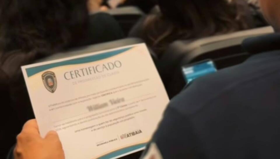 Secretaria de Segurança Pública de Atibaia reconhece progressão de carreira de 77 guardas civis municipais